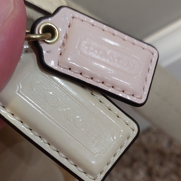 ❤️SALE! COACH Signature Stripe Jacquard Fabric Swingpack Crossbody Bag - Picture 4 of 16